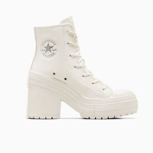 Converse Platform Sneakers Never Worn still in the box